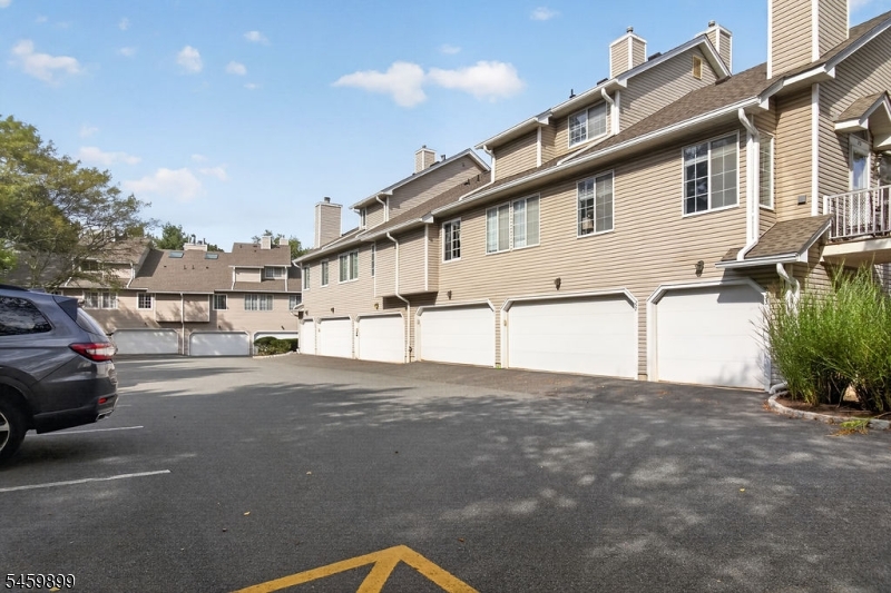 32 Birchwood Road Ondo Bedminster NJ 07921
