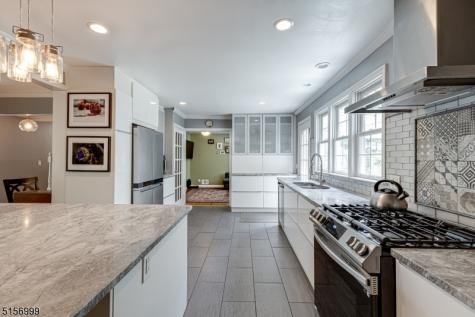 35 Fox Run New Providence NJ 07974