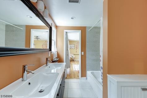 35 Fox Run New Providence NJ 07974