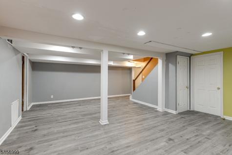 35 Fox Run New Providence NJ 07974