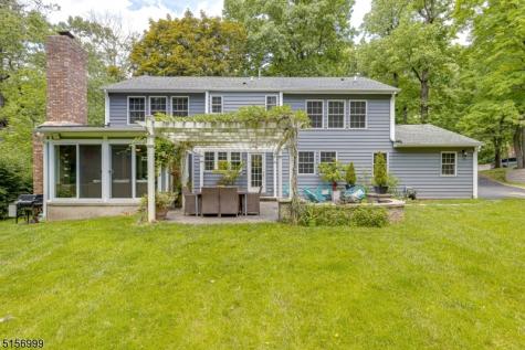 35 Fox Run New Providence NJ 07974