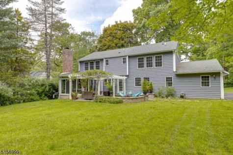 35 Fox Run New Providence NJ 07974