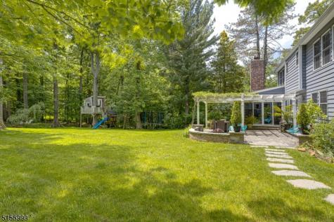 35 Fox Run New Providence NJ 07974