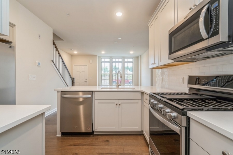 77 Robeson Street Somerville NJ 08876
