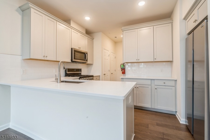 77 Robeson Street Somerville NJ 08876