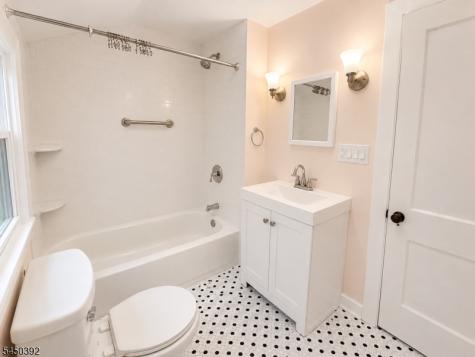 12 Cook Lane Verona NJ 07044