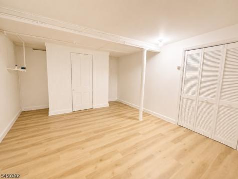 12 Cook Lane Verona NJ 07044