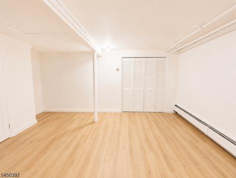 12 Cook Lane Verona NJ 07044
