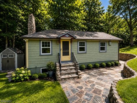 12 Cook Lane Verona NJ 07044