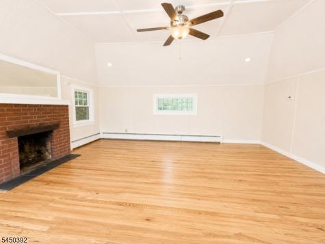 12 Cook Lane Verona NJ 07044