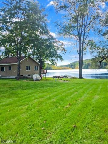 37 Smith Street Hope NJ 07825