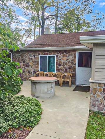 37 Smith Street Hope NJ 07825