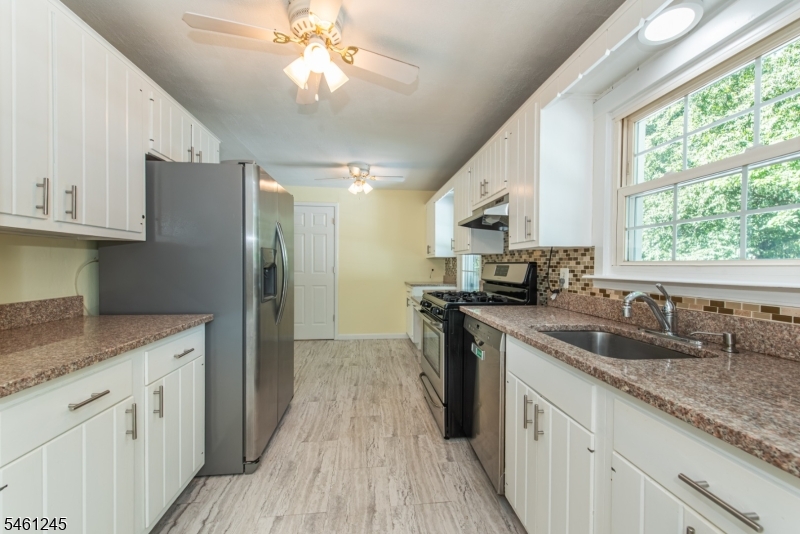 39 Warren Trail Denville NJ 07834