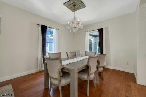 127 S Burnett St R6 East Orange NJ 07018