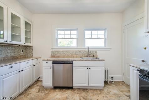 422 Valley Road Montclair NJ 07043