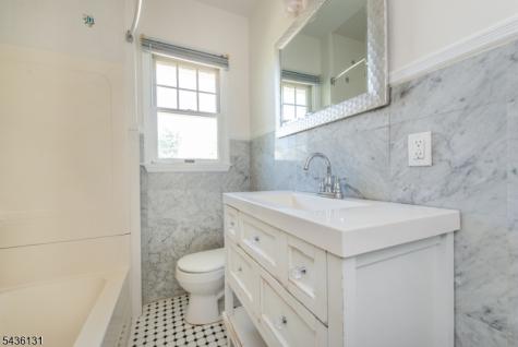 422 Valley Road Montclair NJ 07043