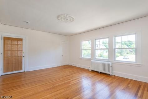 422 Valley Road Montclair NJ 07043