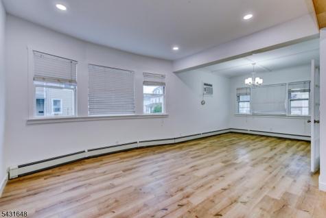 40 Grove Street Elmwood Park NJ 07407