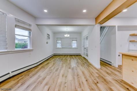 40 Grove Street Elmwood Park NJ 07407