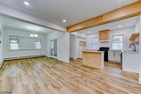 40 Grove Street Elmwood Park NJ 07407