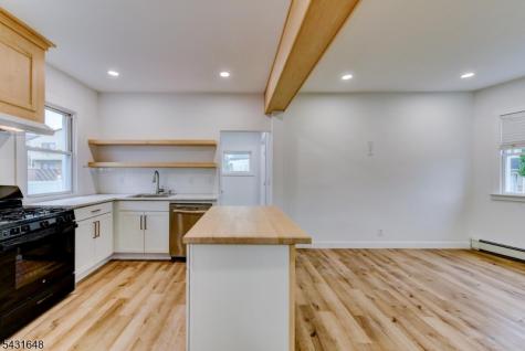40 Grove Street Elmwood Park NJ 07407
