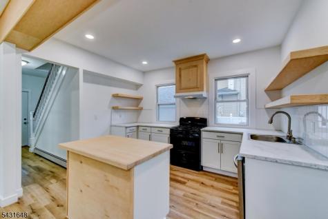 40 Grove Street Elmwood Park NJ 07407