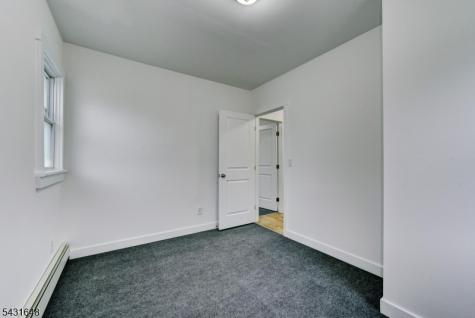 40 Grove Street Elmwood Park NJ 07407