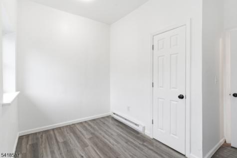 5 Elm Street Newark NJ 07102