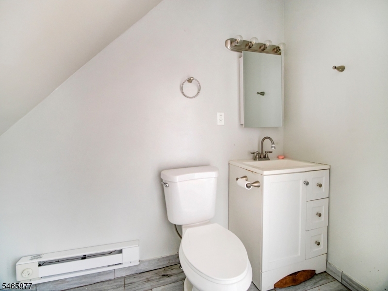 123 Delmar Place Irvington NJ 07111