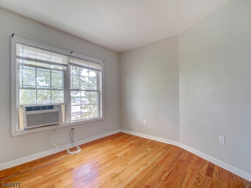 123 Delmar Place Irvington NJ 07111