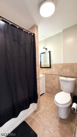 49 Orange Avenue Elmwood Park NJ 07407
