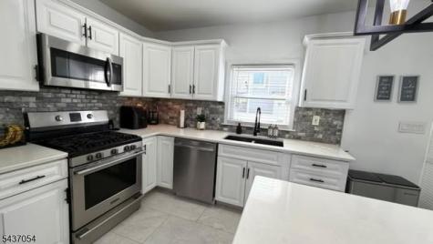 49 Orange Avenue Elmwood Park NJ 07407
