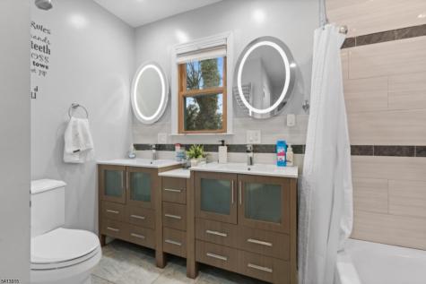 14 Andrew Court Bloomfield NJ 07003