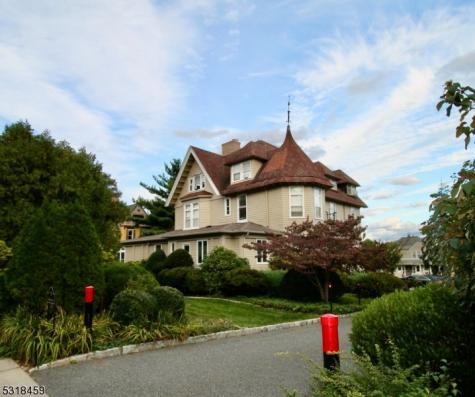 39 N Mountain Avenue Montclair NJ 07042