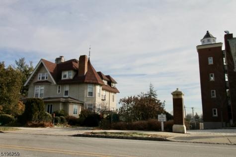 39 N Mountain Avenue Montclair NJ 07042