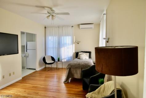 39 N Mountain Avenue Montclair NJ 07042