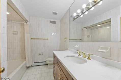 15 W Bradford Avenue Cedar Grove NJ 07009