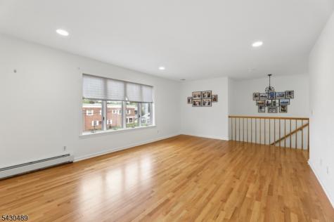 15 W Bradford Avenue Cedar Grove NJ 07009