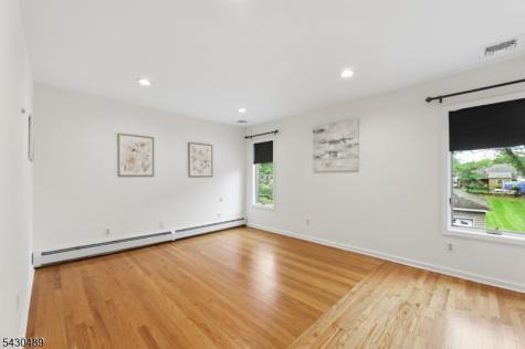 15 W Bradford Avenue Cedar Grove NJ 07009