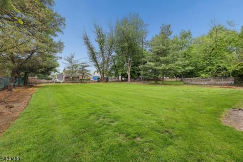 15 W Bradford Avenue Cedar Grove NJ 07009