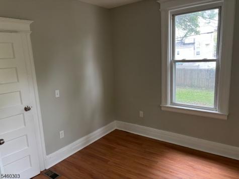 54 Chestnut Street East Orange NJ 07018