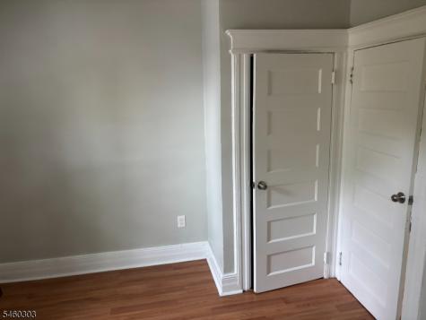 54 Chestnut Street East Orange NJ 07018
