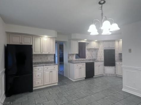283 Orchard Street Elmwood Park NJ 07407