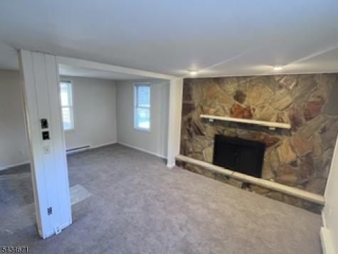 283 Orchard Street Elmwood Park NJ 07407