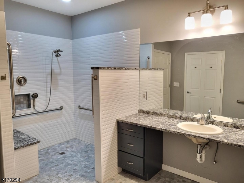 202 Edmonton Court Livingston NJ 07039