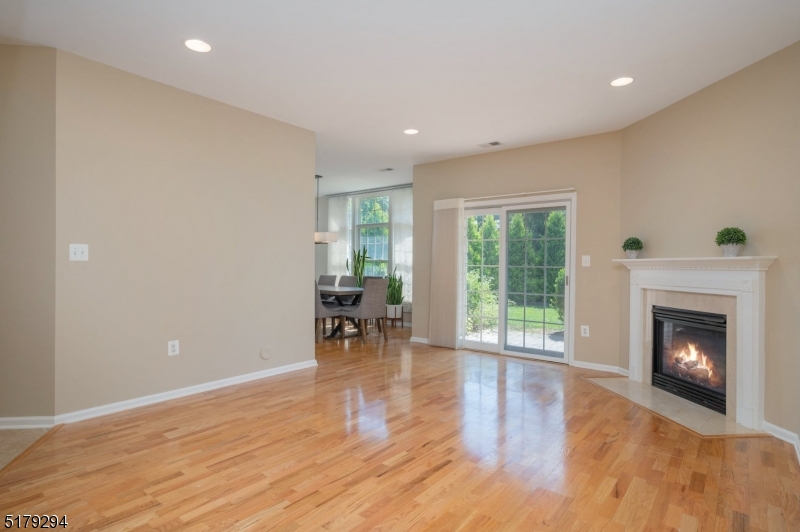 202 Edmonton Court Livingston NJ 07039