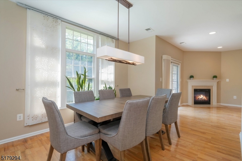 202 Edmonton Court Livingston NJ 07039