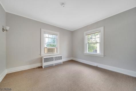 23 Oxford Street Montclair NJ 07042