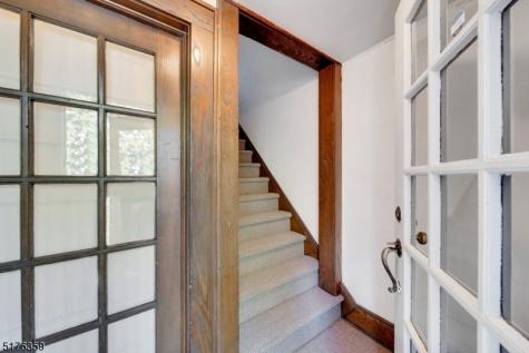 23 Oxford Street Montclair NJ 07042