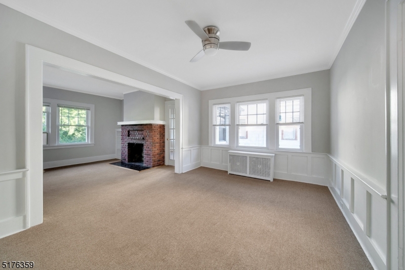 23 Oxford Street Montclair NJ 07042